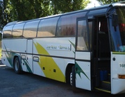 автобус марки Neoplan